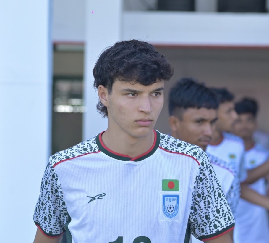 রোনান সুলিভানকে নিয়ে আশাবাদী দেশের ফুটবলাঙ্গন