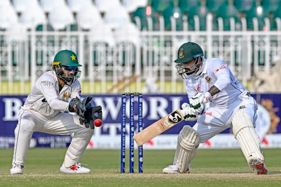 টেস্ট সিরিজ খেলতে বাংলাদেশ সফরে আসছে পাকিস্তান দল
