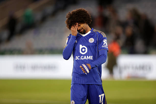 ইংলিশ ফুটবলের তৃতীয় স্তরে নেমে গেলো হামজার লিস্টার সিটি