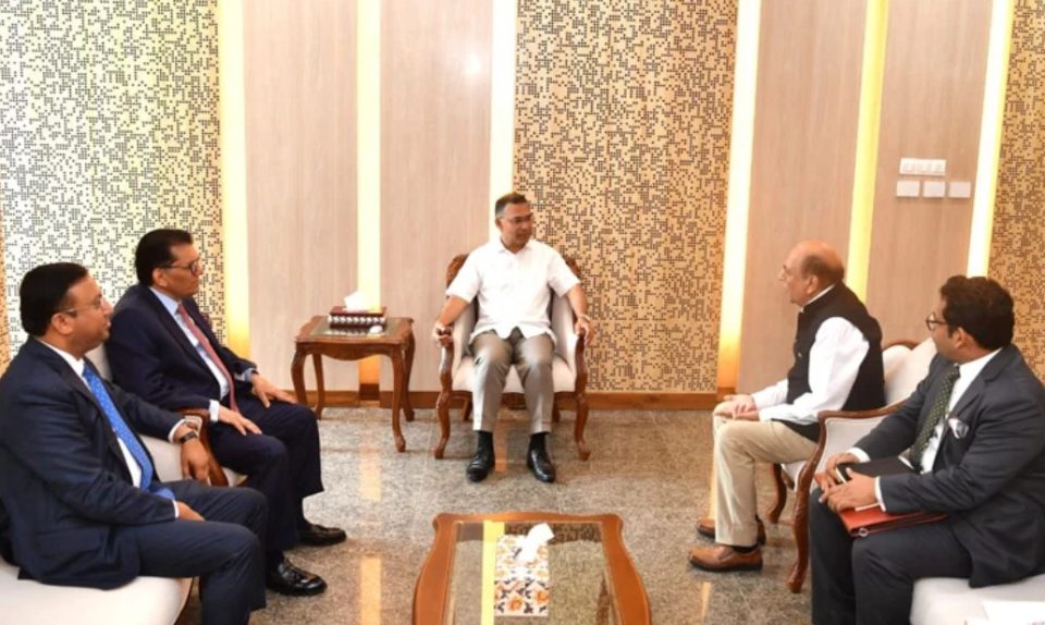 প্রধানমন্ত্রীর সঙ্গে ভারতীয় হাইকমিশনারের সৌজন্য সাক্ষাৎ