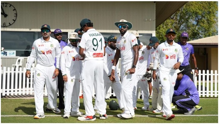৭৩ রানে পিছিয়ে থেকে দ্বিতীয় দিনের খেলা শেষ করেছে বাংলাদেশ