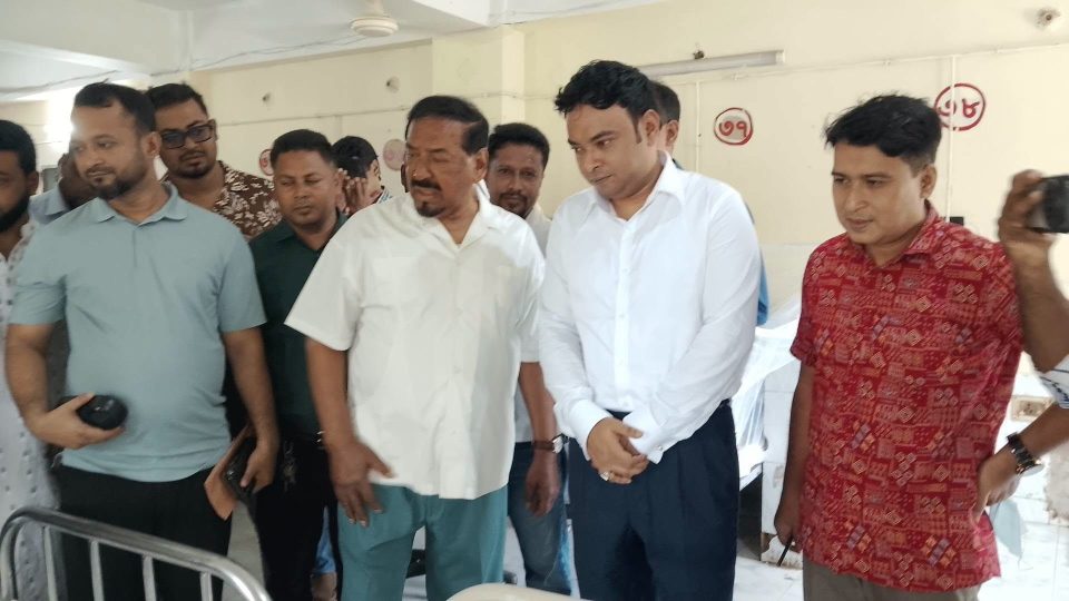 চিকিৎসাসেবায় অবহেলা-হয়রানি নয়, স্পিকারের কঠোর নির্দেশনা