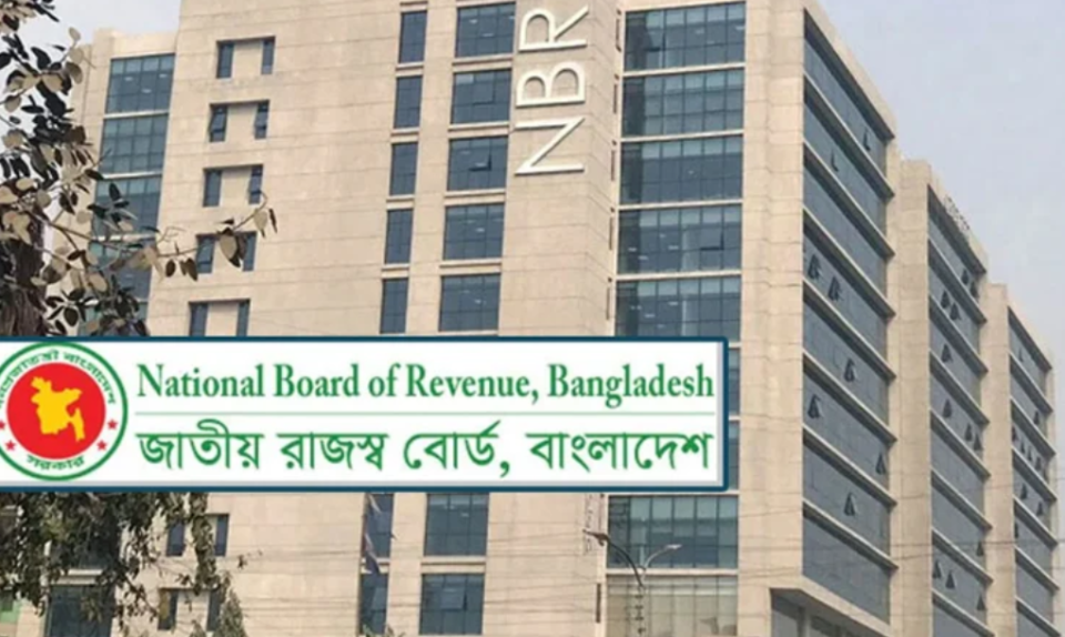 কাস্টমস গোয়েন্দার অভিযানে প্রায় কোটি টাকার চোরাই পণ্য জব্দ