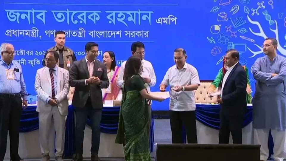 ১০১ গুণী শিক্ষককে সম্মাননা দিলেন প্রধানমন্ত্রী
