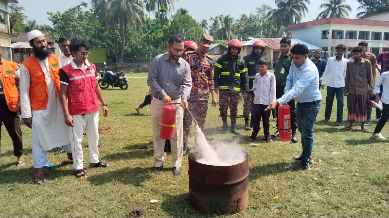 লালমোহনে আন্তর্জাতিক দুর্যোগ প্রশমন দিবস পালিত, অগ্নিকাণ্ডের মহড়া