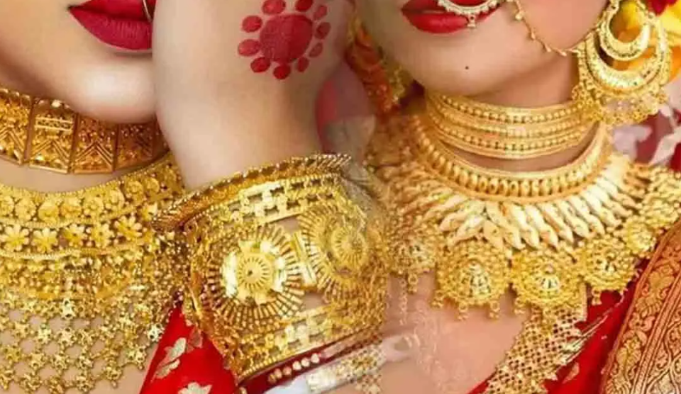 স্বর্ণের দামে ফের পতন